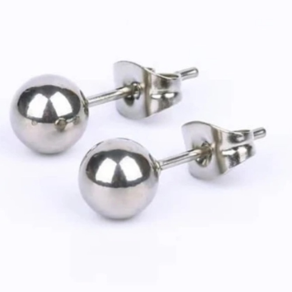 Earrings- 7 cm Stainless Steel Silver Tone Round Bead Stud Earrings NWT